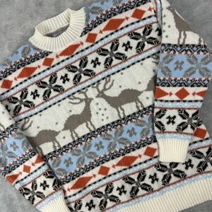 Reindeer‎ Sweater Women XL Snowflakes Blue Red Fair Isle Cozy Holiday